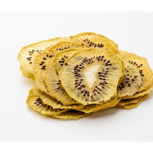 kiwi-dried-fruits-heap-close-up-isolated